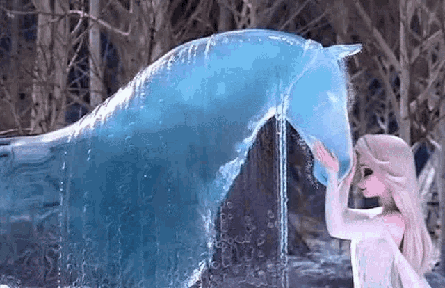 Elsa Horse GIF - Elsa Horse QueenElsa - Discover & Share GIFs