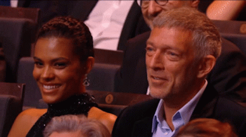 Vincent Cassel Cesar GIF - VincentCassel Cassel Cesar - Discover & Share GIFs