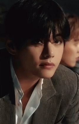 Taehyung Bts GIF - Taehyung Bts Handsome - Discover & Share GIFs