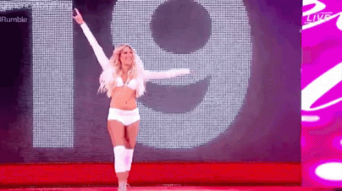 Kelly Kelly Entrance GIF - KellyKelly Entrance WWE - Discover & Share GIFs