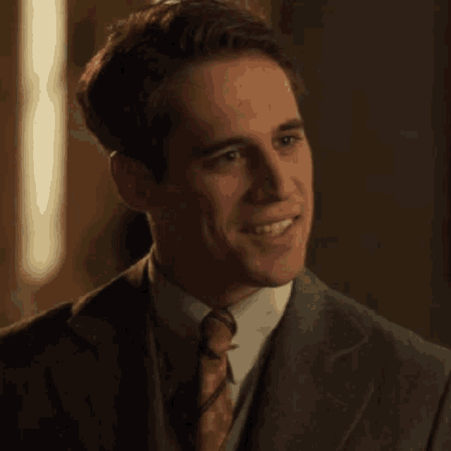 Carlos Cifuentes Las Chicas Del Cable GIF - CarlosCifuentes