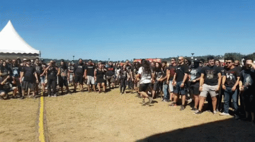 Mosh Wall Of Death Gifs Tenor Mosh Wall Of Death Gifs Tenor