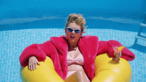 Taylor Swift You Need To Calm Down Gif Taylorswift Youneedtocalmdown Pool Discover Share Gifs