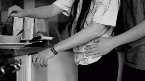 Back Hug Gifs Tenor