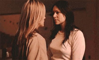 Oitnb Lgbt Gif Oitnb Lgbt Lesbian Gifs Oitnb Lgbt Gif Oitnb Lgbt Lesbian Gifs