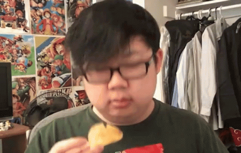 Featured image of post Chips Eating Gif Share a gif and browse these related gif searches