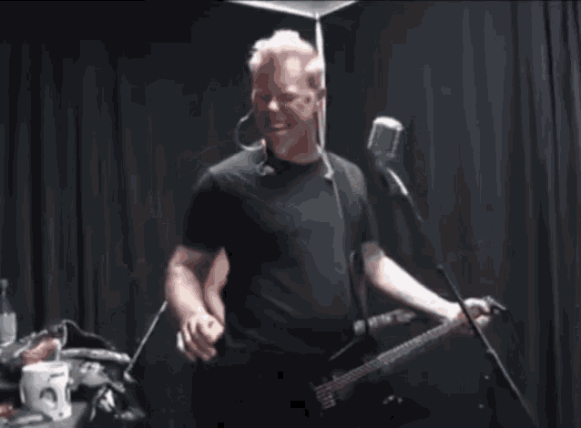 James Hetfield Metallica GIF - JamesHetfield Metallica Yeah - Descubre & Comparte GIFs