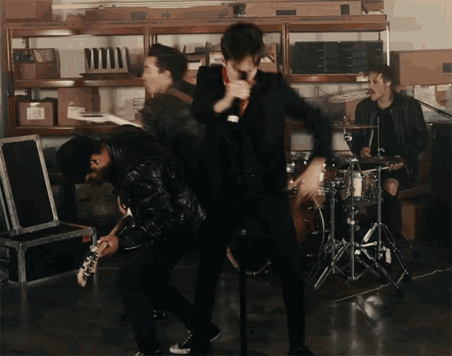 Resultado de imagen para weathers band gif