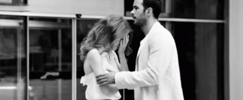 Sad Couple Hug Gifs Tenor