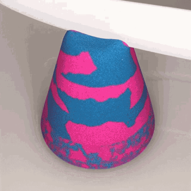 sand tagious