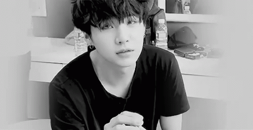 민윤기 슈가 방탄소년단 GIF - Bangtan Boys Min - Discover & Share GIFs