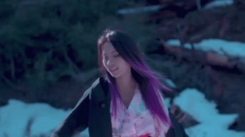 Turning Around Jvna GIF - Turning Around Jvna Gurenge Song GIFs