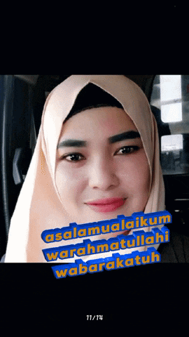 a woman wearing a hijab is smiling and says " assalamualaikum warahmatullahi wabarakatuh "