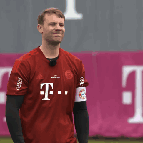Manuel Neuer Annoyed GIF - Manuel Neuer Neuer Annoyed GIFs