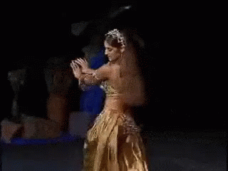 رقص عراقي عراقيات راقصة رقاصات GIF - Iraqi Iraq Dance GIFs