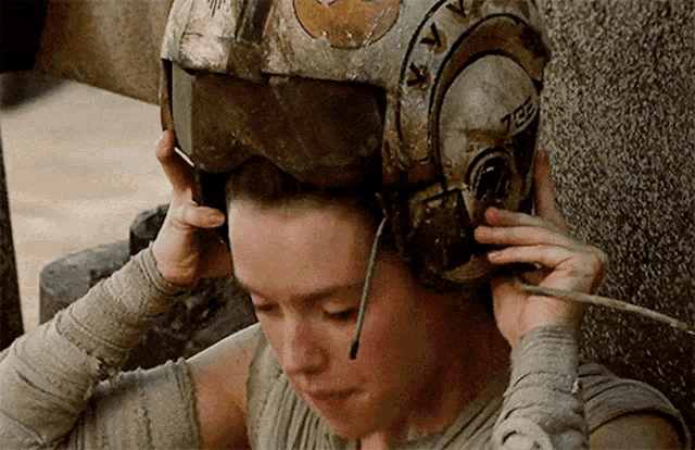 Star Wars Rey GIF - Star Wars Rey Helmet GIFs