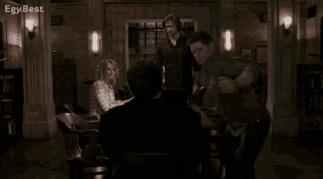 Gif GIF