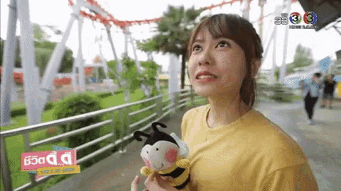 Noey Laugh GIF - Noey Laugh Bee GIFs