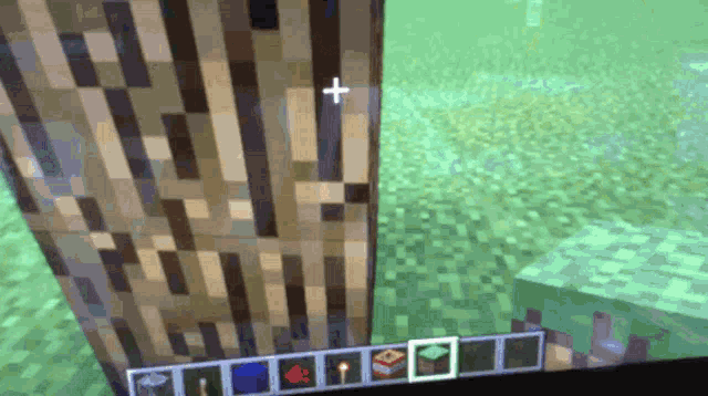 Exploding Tree Minecraft GIF - Exploding Tree Minecraft Minecraft Tree GIFs