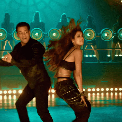 Salman Khan Disha Patani GIF - Salman Khan Disha Patani Dance GIFs