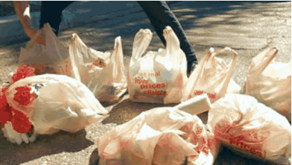 1. Heavy Things Now Feel So…light. GIF - Hack Tip Grocery Bags GIFs