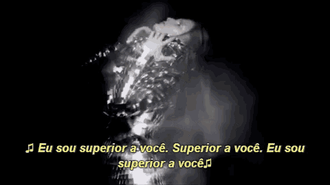 a black and white photo of a woman with the words eu sou superior a você in yellow