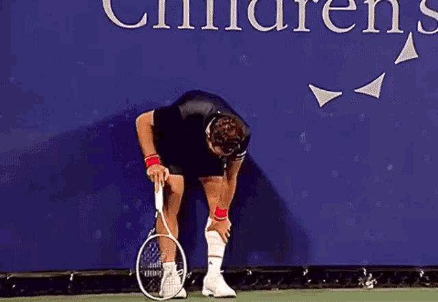Constant Lestienne Tennis GIF - Constant Lestienne Tennis Leg Injury GIFs