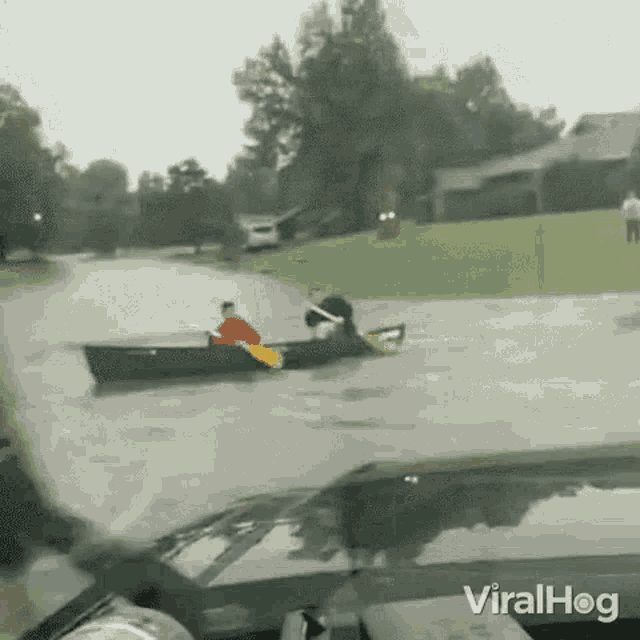 Hurricane Dorian GIF - Hurricane Dorian Canoe GIFs
