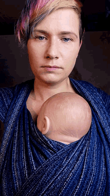Didymos Baby Wearing GIF - Didymos Baby Wearing Wrap You In Love GIFs