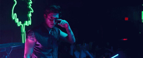 What Huh GIF - What Huh Stare GIFs