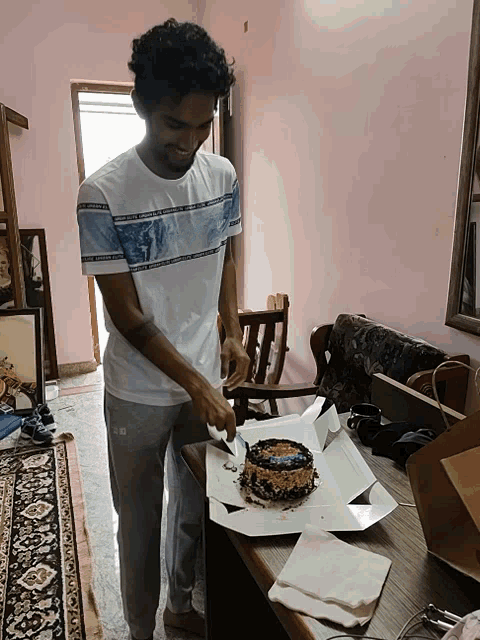 Cutting Cake GIF - Cutting Cake GIFs