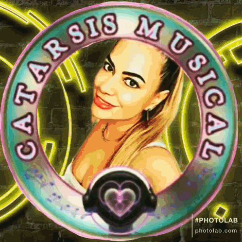 a picture of a woman in a circle that says ' garisis musical ' on it