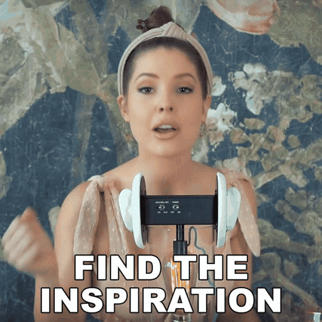 Find The Inspiration Amanda Cerny GIF - Find The Inspiration Amanda Cerny Asmr GIFs