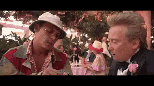 Fear And Loathing Waiter GIF - Fear And Loathing Waiter Tip GIFs