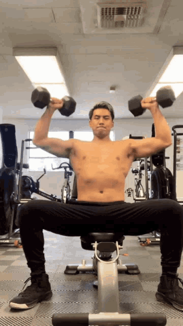 Yoshi Sudarso Work Out GIF - Yoshi Sudarso Work Out Biceps GIFs