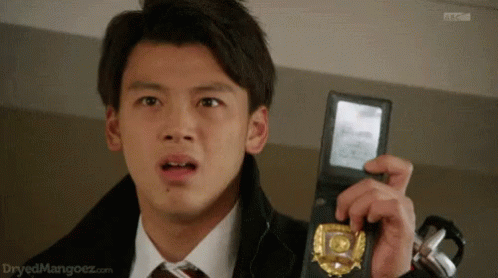 Kamen Rider Disbelief GIF - Kamen Rider Disbelief Look At Each Other GIFs