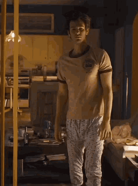 Andrew Garfield Under The Silver Lake GIF - Andrew Garfield Under The Silver Lake Artic137 GIFs