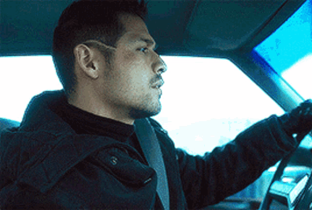 Diego Hargeeves The Umbrella Academy GIF - Diego Hargeeves The Umbrella Academy Driving GIFs