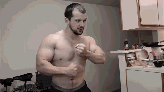 Muscle Male Bodybuilder GIF - Muscle Male Bodybuilder Show Off GIFs