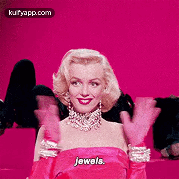 Jewels..Gif GIF - Jewels. Marilyn Monroe Gentlemen Prefer-blondes GIFs
