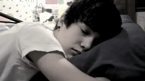 You And Austin Had A Really Late Night Last Night, Watching Movies, Talking, All Night. You Both… GIF - Austin Mahone Lonely Sad GIFs