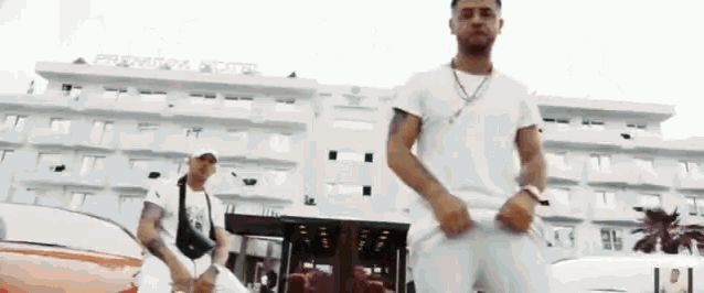 Noizy Group Pic GIF - Noizy Group Pic Party GIFs