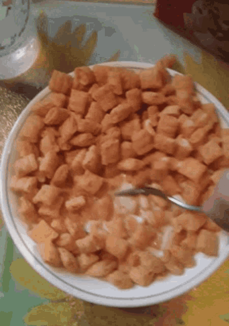 Capn Crunch Cereal GIF - Capn Crunch Cereal Breakfast GIFs