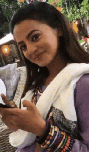 Helly Shah Yes GIF - Helly Shah Yes Thats Right GIFs
