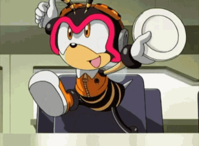 Sonic X Charmy Charmy Bee GIF - Sonic X Charmy Charmy Bee Charmy Dancing GIFs