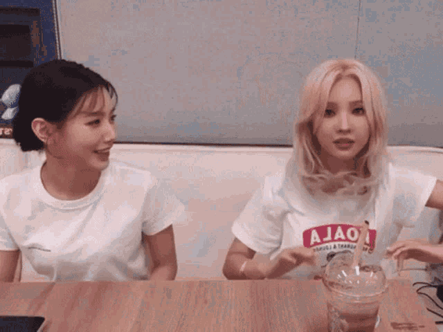 Laughing Laughs GIF - Laughing Laughs Bffs GIFs