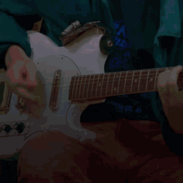 Carson Coma Guitar GIF - Carson Coma Guitar GIFs