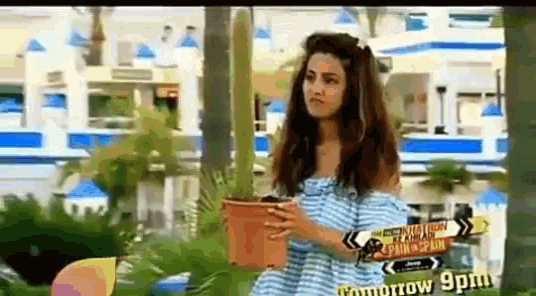 Kkk8 Hina Khan GIF - Kkk8 Hina Khan Cactus GIFs