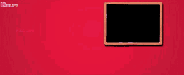 a picture of a fly next to a chalkboard with the letters e and r on it