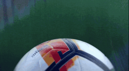 a soccer ball that says " ordem " on it